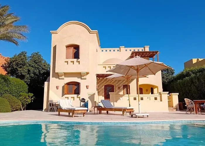 Private Y51 - 3 Bedrooms At El-gouna Villa *